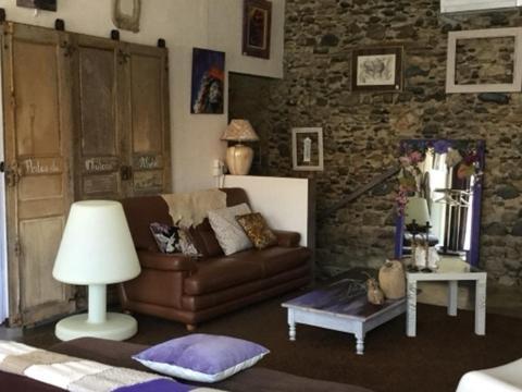 Loft Atypique Bed and Breakfast Villeneuve-de-Rivière Exteriör bild